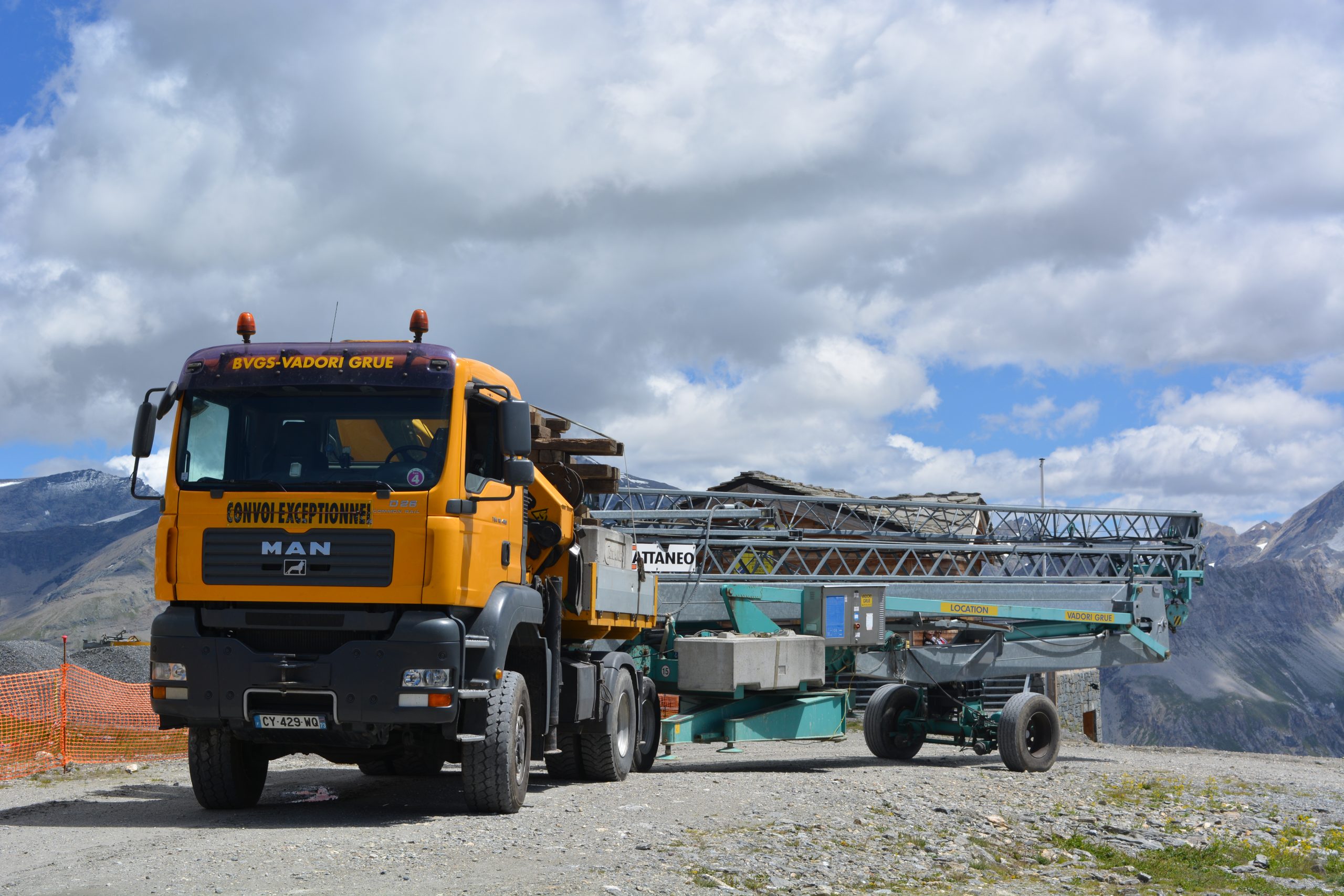 BVGS Transport et le montage de grues 73